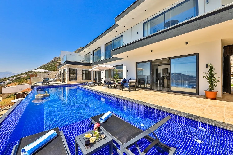 Kalkan Yazlık Villa Kiralama